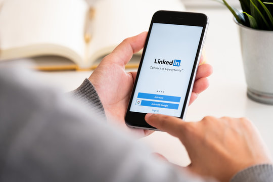 Revamp Your Brand for the New LinkedIn Era-2023